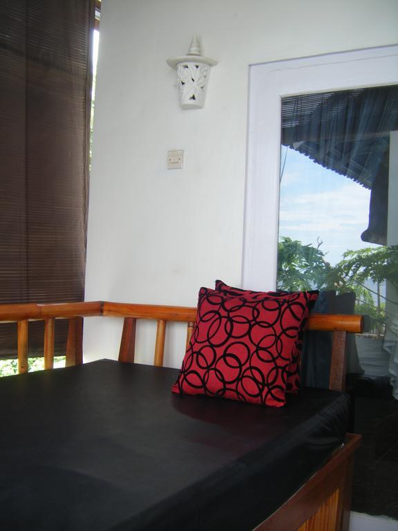 Alur Beach Homestay Amed Oda fotoğraf